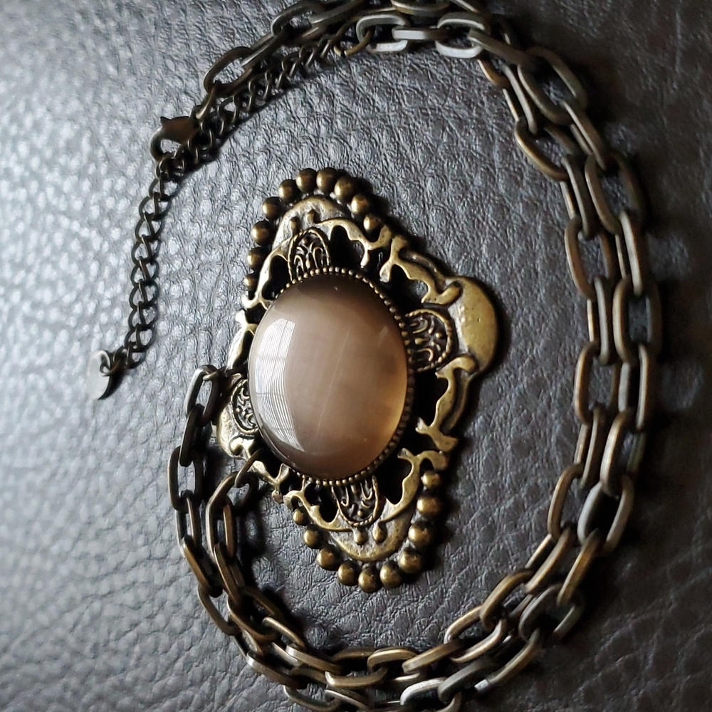 Icing necklace